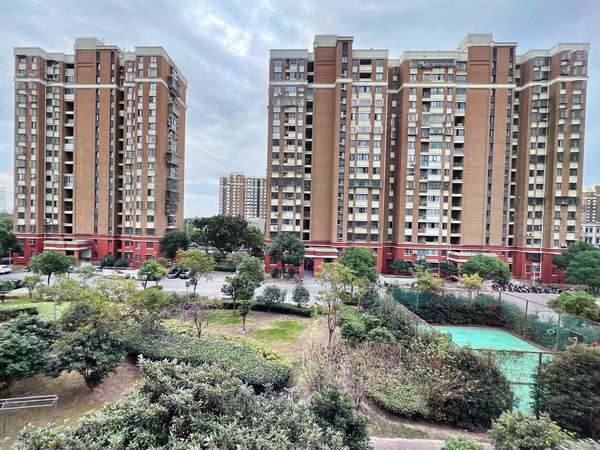 【多图】申城佳苑二期a块,张江租房,近期特价活动!