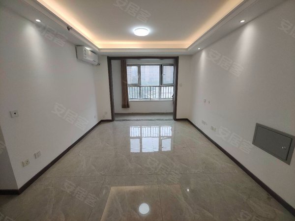 济南高新汉峪逸家公馆出租!