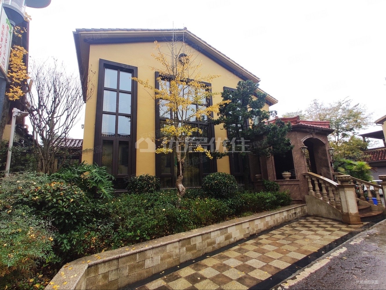 半山蓝湾(别墅)二手房,420万,6室2厅,3卫,370平米-绵阳安居客