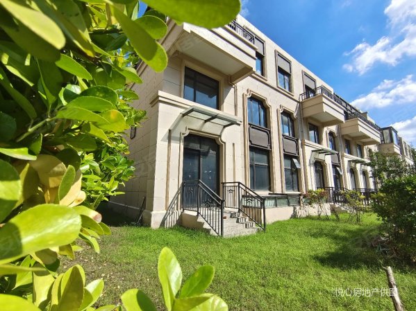 赠送产权车位,雍景湾(别墅)二手房,220万,4室3厅,3卫,200平米-南通