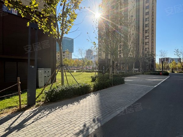 天津塘沽工农村街金海云城芯云园金海云城好床垫新,刚退房2米大床关注