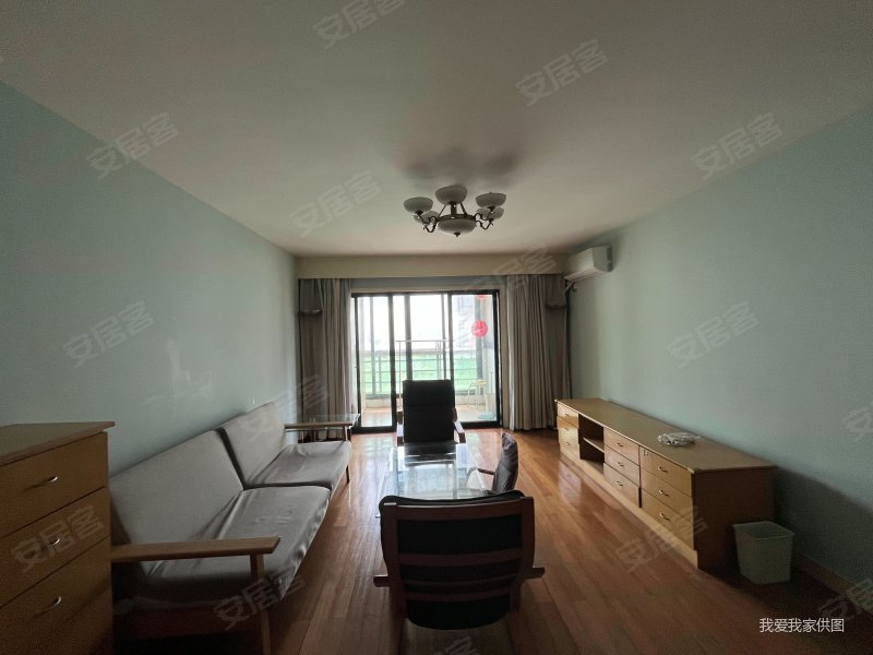 商圈成熟 刚需两居 近地铁 产权清晰 电梯房 医疗配套成熟,龙柏香榭苑