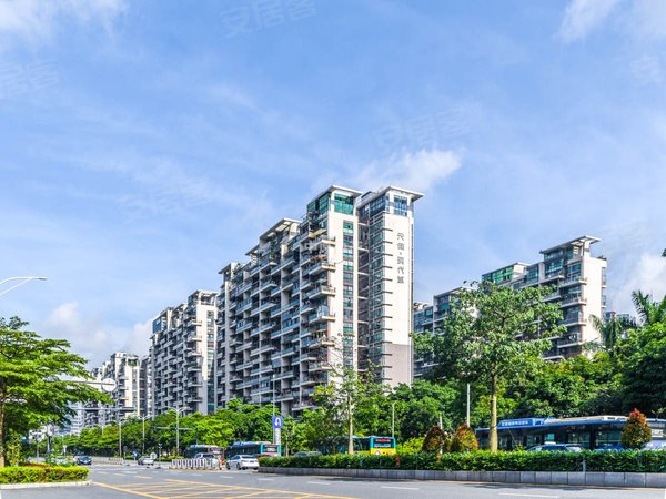 深圳龙岗龙岗中心城天健现代城可做宿舍 可以办公 可以居家 天健现代