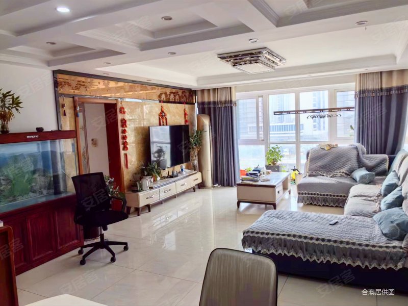 福塔旁亚太明珠186平精装4房225万满五急卖