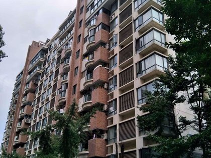 东湖广场华公馆