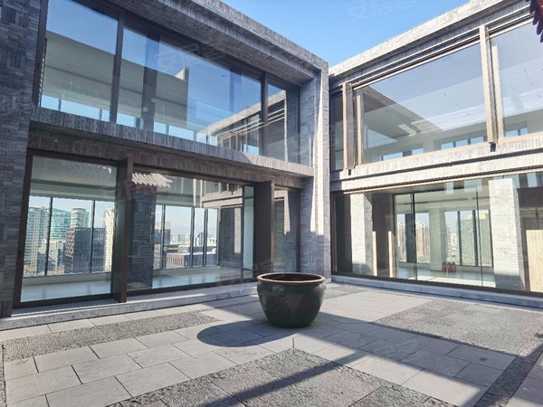 北京丰台花乡汉威国际广场三区汉威国际广场顶层 四合院 集办公会所