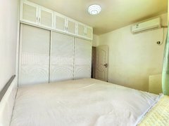 雅安雨城正黄金域片区可月付可短租西康商业广场电梯,江景视野采光好南北通透拎包入住出租房源真实图片