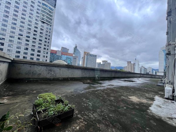 福州鼓楼五四路嘉键大厦实拍!