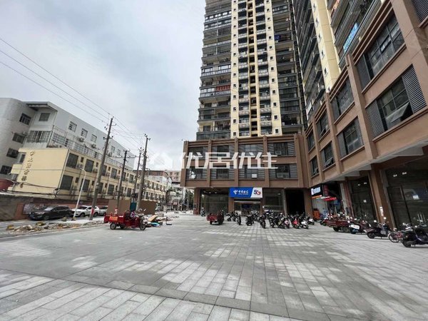 南宁西乡塘相思湖新区清川商贸城真实!