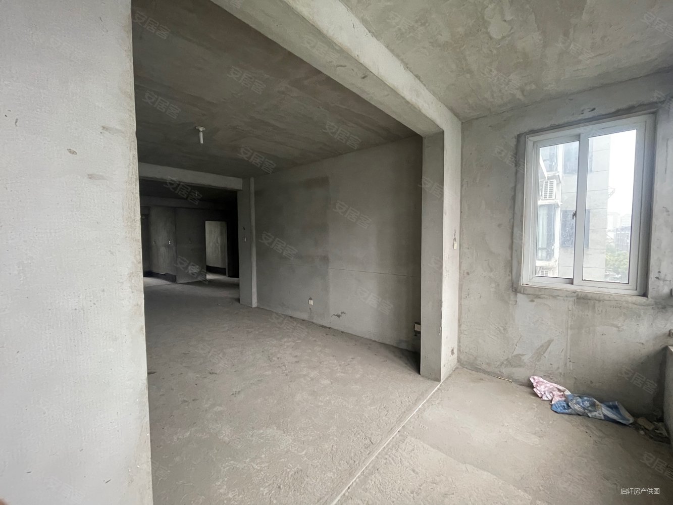 东郊c区小高层电梯房5楼14楼采光好无遮挡