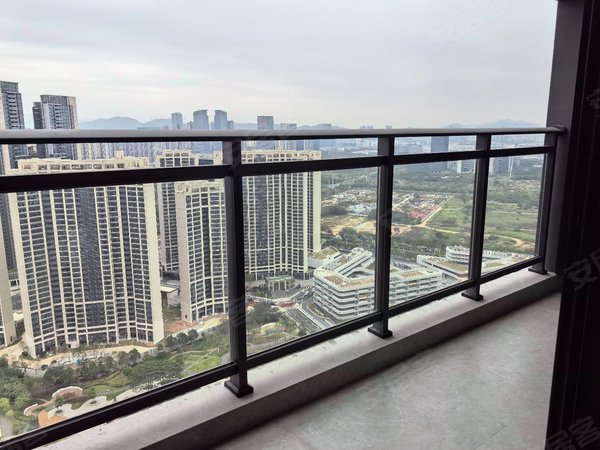 深圳光明光明万科光年四季光明大街万科光年四季小区,临近光明大街