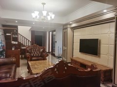恩施恩施市黄泥坝茶城旁边施南古城精装四室家具家电齐全可拎包入住可随时看房子出租房源真实图片