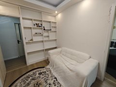 上海闵行莘庄南广场朝北独厨独卫，一厅一卫一厨，电梯高层，拎包入住，随时看房出租出租房源真实图片