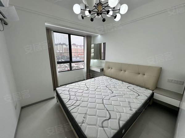 六安金安金安万达皋城尚镜地暖 新都会 万达广场 红街 皋城尚镜精装两室一卫出租房源真实图片