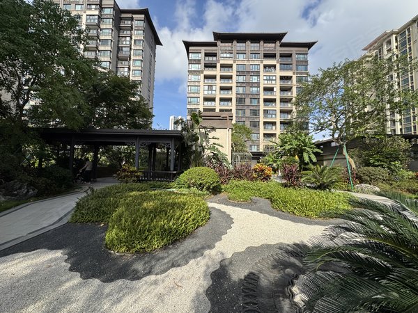 珠海斗门白藤头建发玺园建发玺园 3室2厅1卫  电梯房 精装修90平米