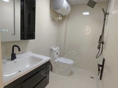 鹤岗工农新世纪广场党校下行 隆福精装4楼 拎包即住出租房源真实图片
