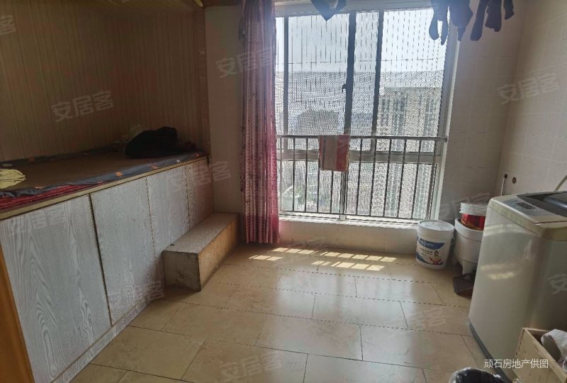 长乐坡地铁口灞业大境两室精装东南户型业主急售看房随时约