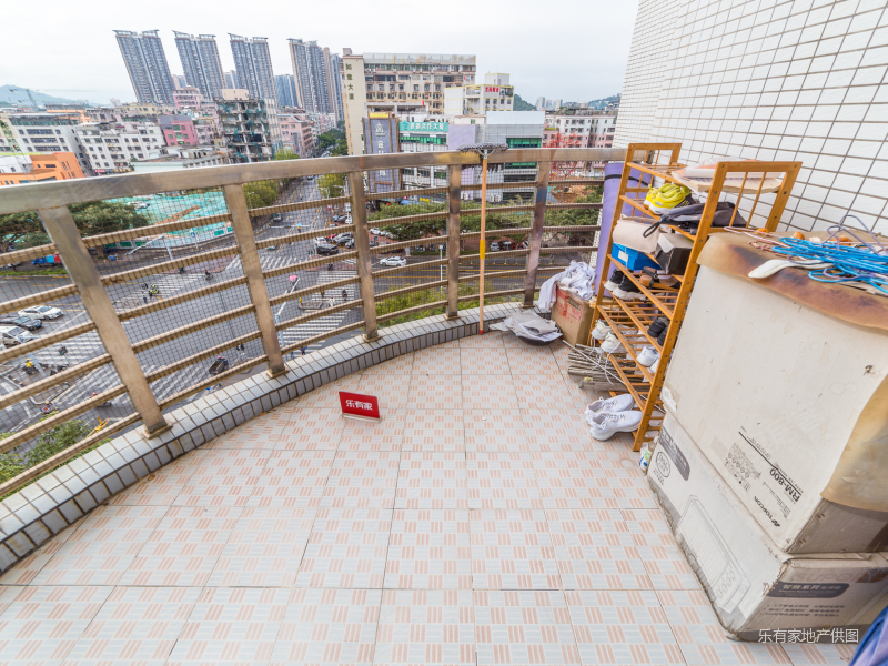 龙外本部,爱联地铁口旁, 商圈,大阳台2房,光线很好,龙城华府二手房,0