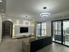 绍兴诸暨诸暨市区新出好房 城之之光 大横厅 三室两卫 看房方便 拎包入住出租房源真实图片
