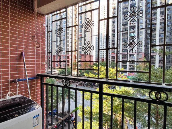 广州增城永和南山丰景花园(一期)南山丰景花园(一期) 3室2厅1卫 配套