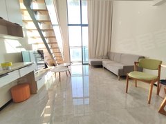 东莞南城石竹保利珑远国际广场 急租房源 电梯房 阳光充足出租房源真实图片