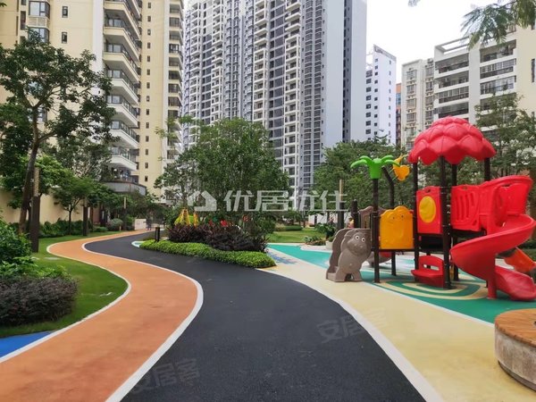 南宁兴宁区政府兴宁大唐果5号线地铁口 全新首租 3房2卫 全新家具家电