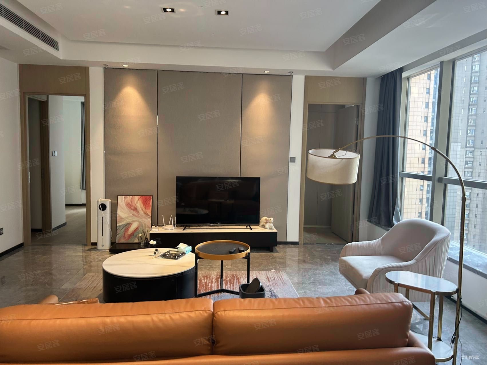 世豪广场世豪瑞丽商住楼