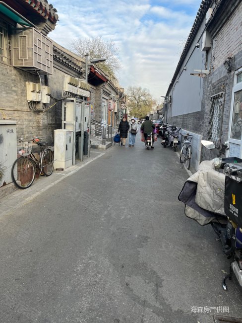 西城区灵境胡同私产双证有钥匙随时看房