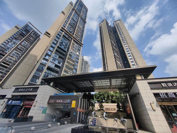 深圳光明光明勤诚达正大城(一期)勤诚达正大城精装4房拎包入住,楼下