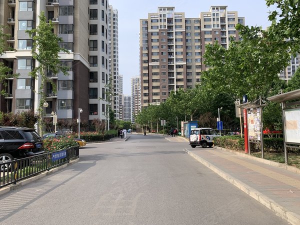 地铁周家庄 精装朝南一居室 全齐家电 随时看房入住出租房源真实图片