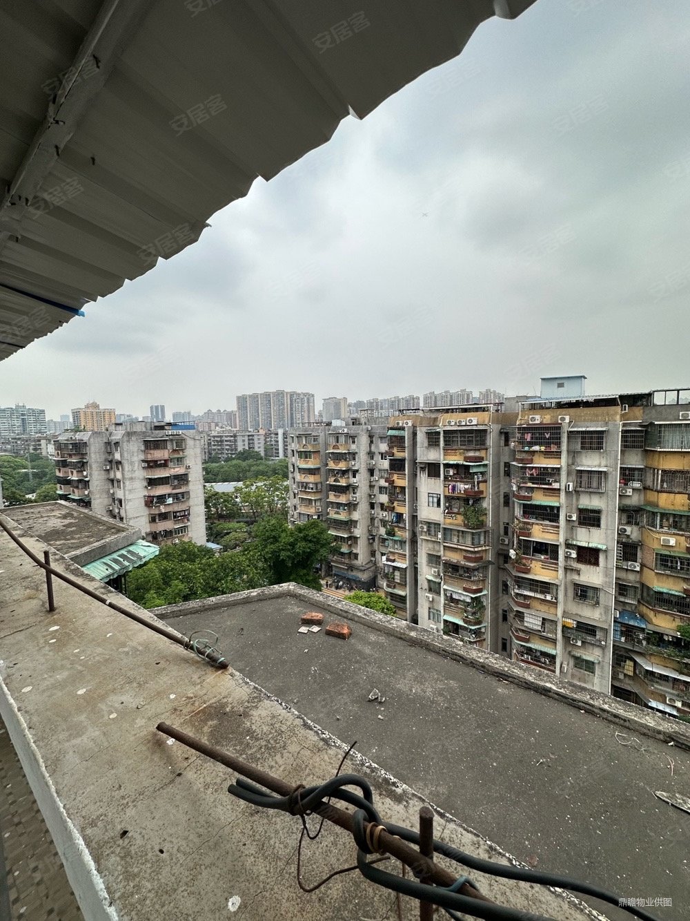 环翠园小区3室2厅1卫55㎡南北180万