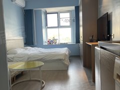 日照东港山海天近海精装修公寓，家具家电齐全，拎包入住。出租房源真实图片