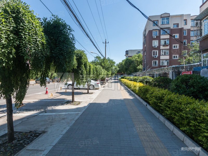 北京房产网>北京二手房>海淀二手房>马连洼二手房>竹园小区>800_600