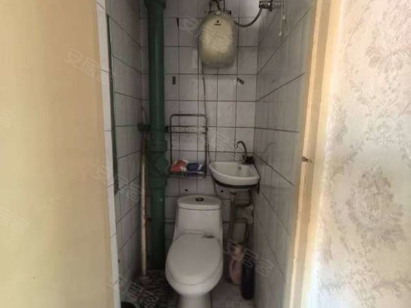 包头东河工业路矿机小区房源采光好，南北通透，业主诚意出出租房源真实图片