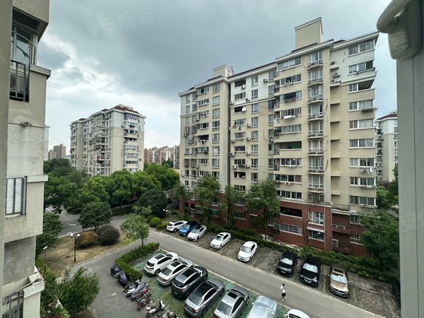 上海闵行颛桥君莲新城中城苑十五号线,双柏路地铁站,出租,拎包入住!