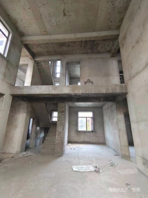 龙口佛光8号院独栋别墅166万350平,300坪花园,带车库