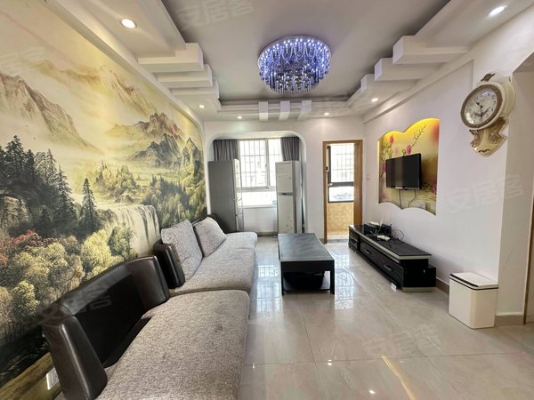 苏州常熟常熟老街金润家园金润家园 麦德龙旁 近世茂 清爽三房 采光无