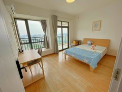 成都高新区远大华府大道地铁口锐力领峰 全女生合租 次卧带空调阳台 天府三街出租房源真实图片