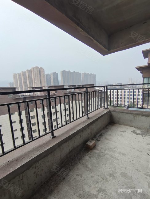 锦龙花园 购物方便 南北通透 板楼 高楼层视野无遮挡