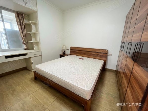 成都房产网>成都二手房>简阳二手房>老城区二手房>宏馨尚苑>599_449