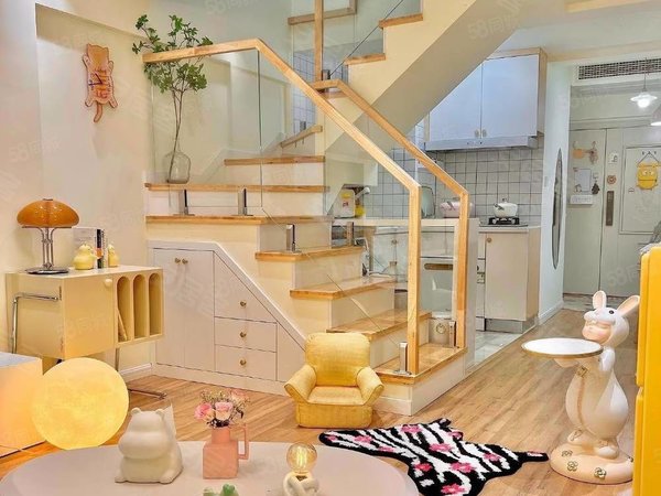 徐州鼓楼鼓楼广场国华天玺(商住楼)可月付短租 鼓楼广场苏宁广场 九龙湖 风尚米兰 君盛广场一室出租房源真实图片