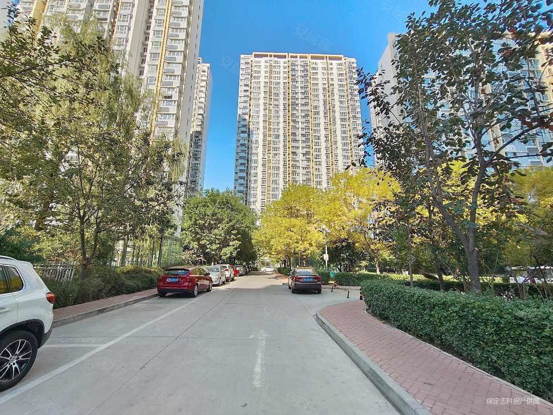 丽景蓝湾 119平小三居123个交通便利 商品房 南北通透