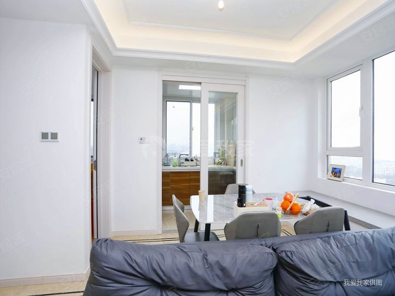 沿江锦上文澜公寓纯边套高楼层采光好南北通透