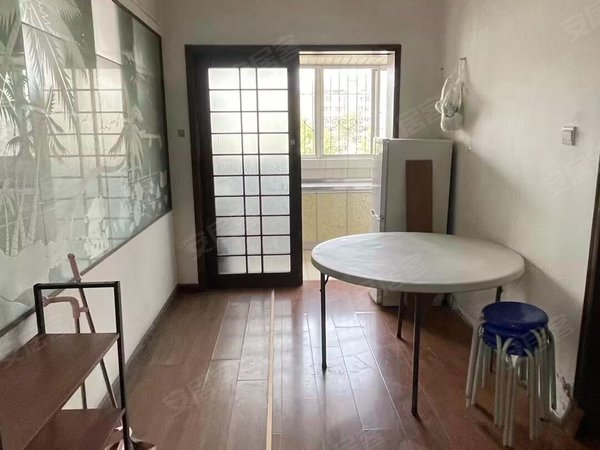 徐州鼓楼荆马河鼓楼花园园中苑一期实拍鼓楼花园3楼三室荆南小区新三院新健康医院宜居嘉园和风雅致出租房源真实图片