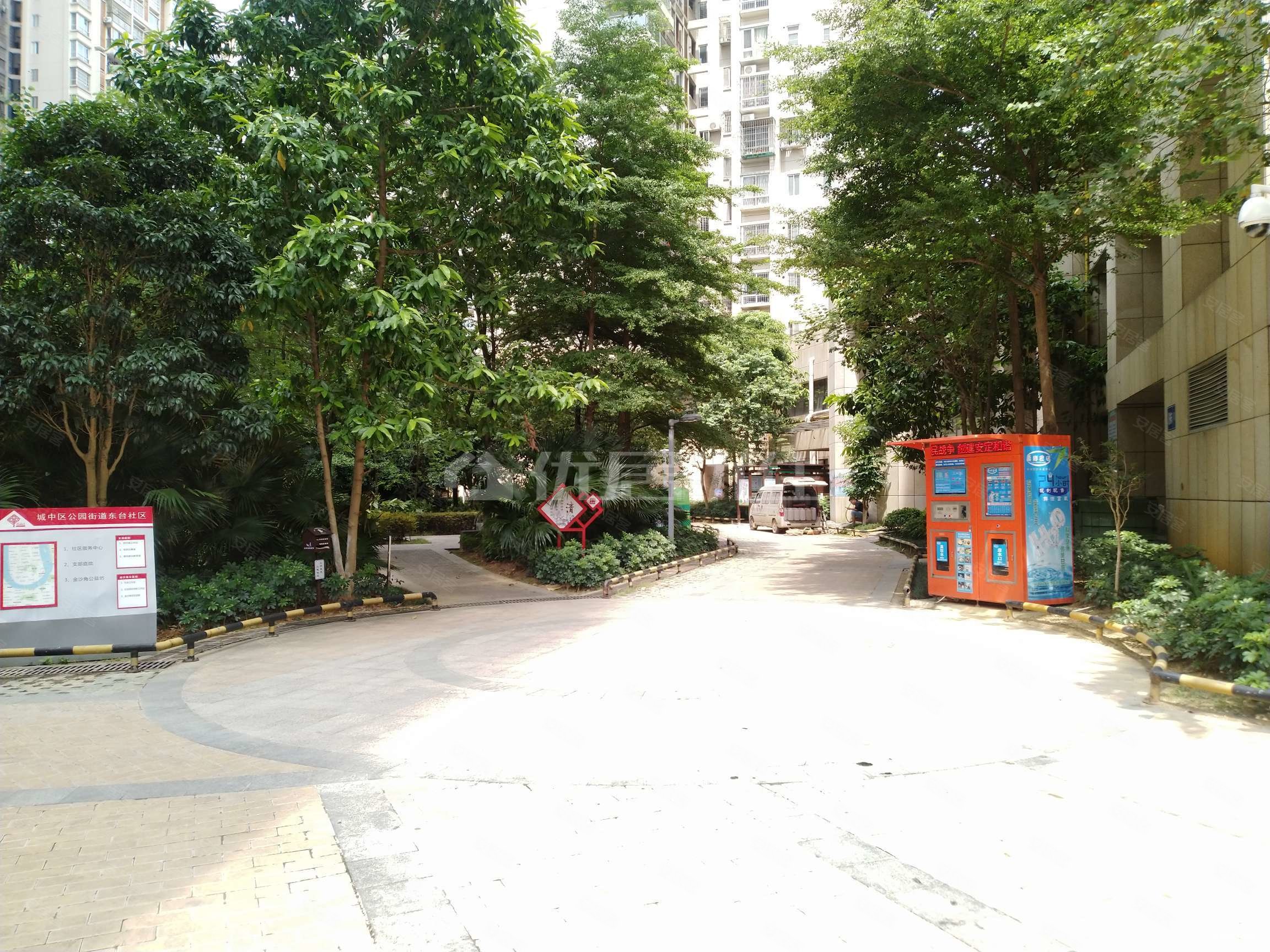 市中心地段 大4房,金沙角小区二手房,168万,4室2厅,2卫,143平米-柳州