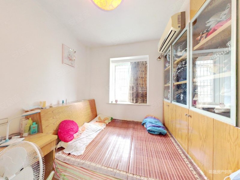 鑫隆花园自住诚心出售拎包入住好看房