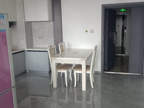 包头东河铁西东方壹号院东方壹号院精装修拎包入住包暖气费和物业费出租房源真实图片