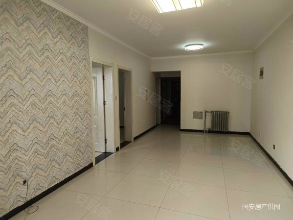 鹿泉城区中心位置,9楼,两室,精装空房,本够,可谈,帝华西部峰景二手房