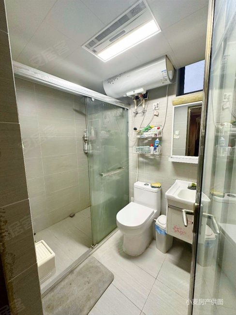 鼓楼华侨小11中,华盛大厦,电梯,精装三房,双卫