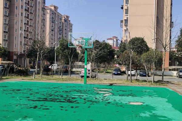 上海二手房 民乐城康苑 > 朱梦帆解读民乐城康苑小区不足